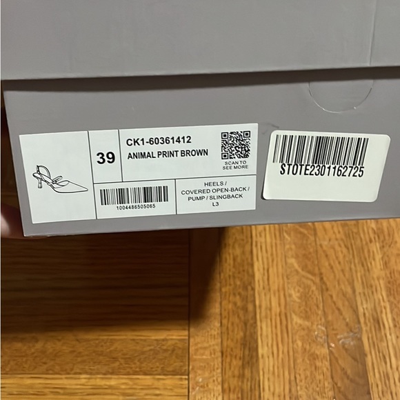 Charles & Kieth Animal Print Pumps! - Picture 5 of 6